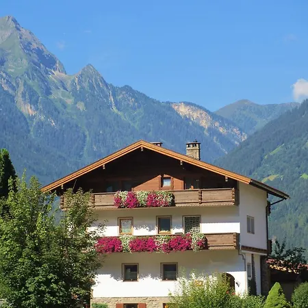 Haus Schlechter *