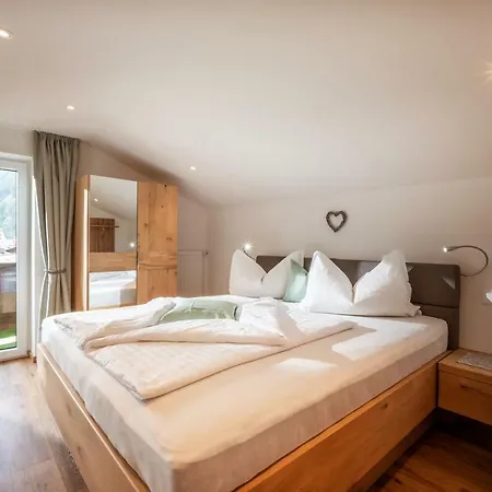 Haus Schlechter Apartament